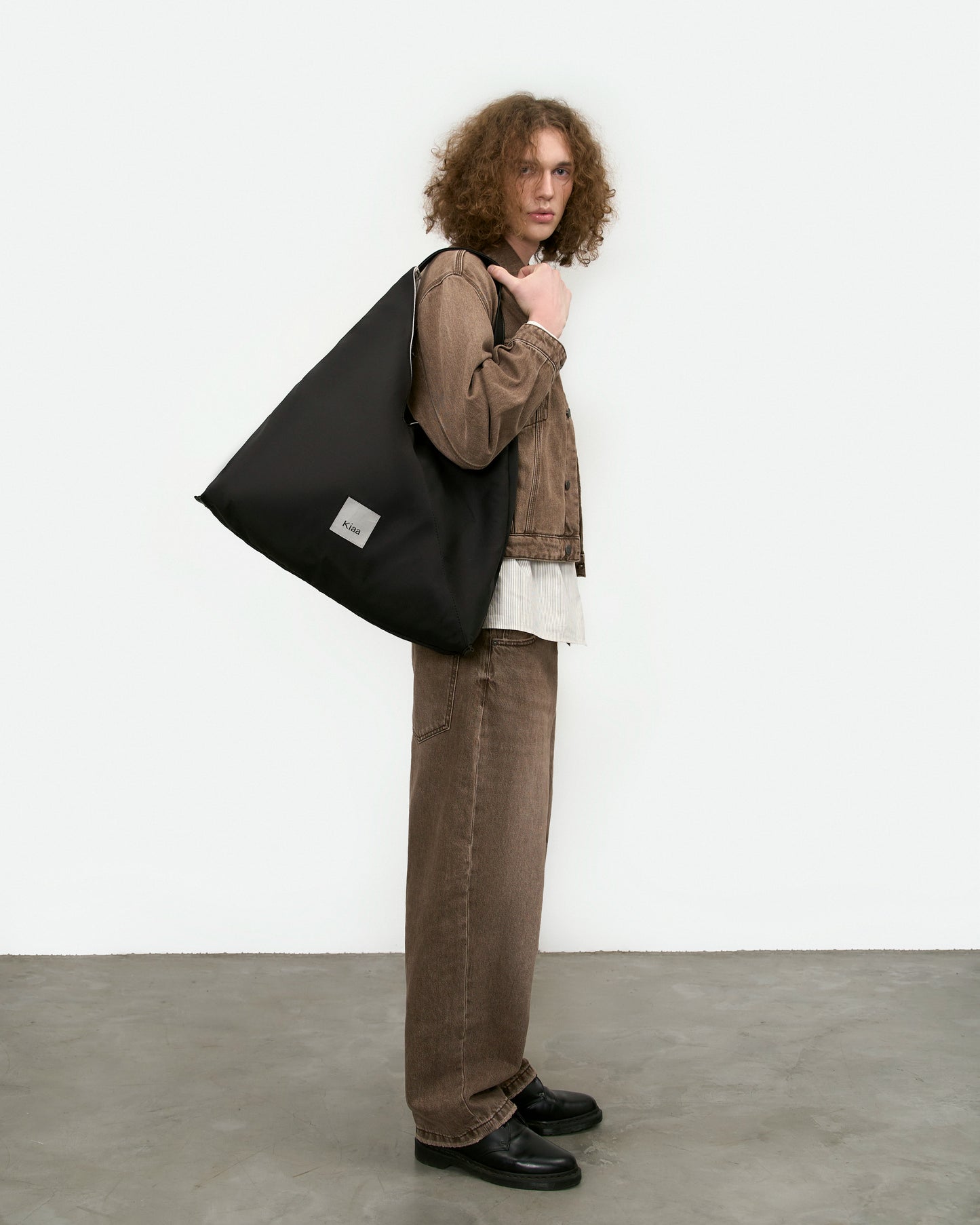 Giác | Black Poly