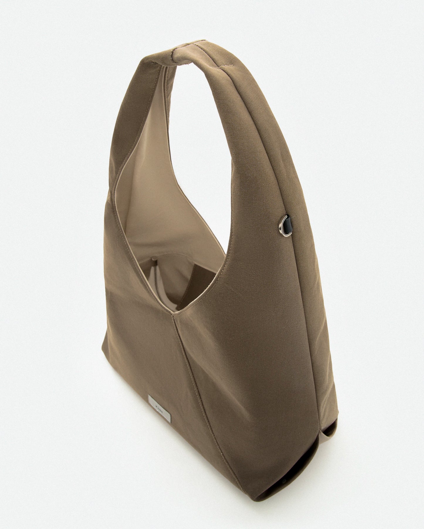 Lam Kiaa | Brown