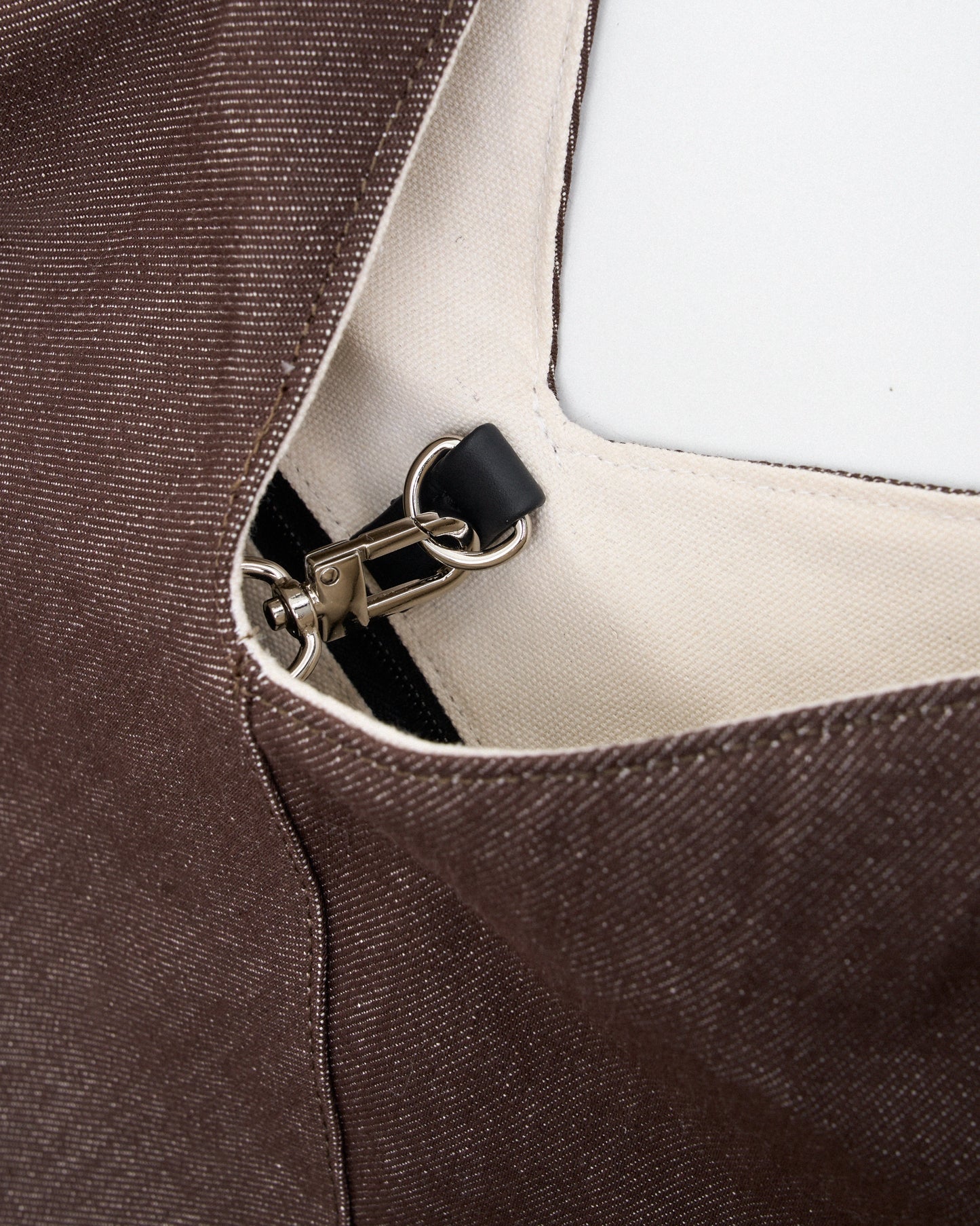 Giác | Chocolate Denim
