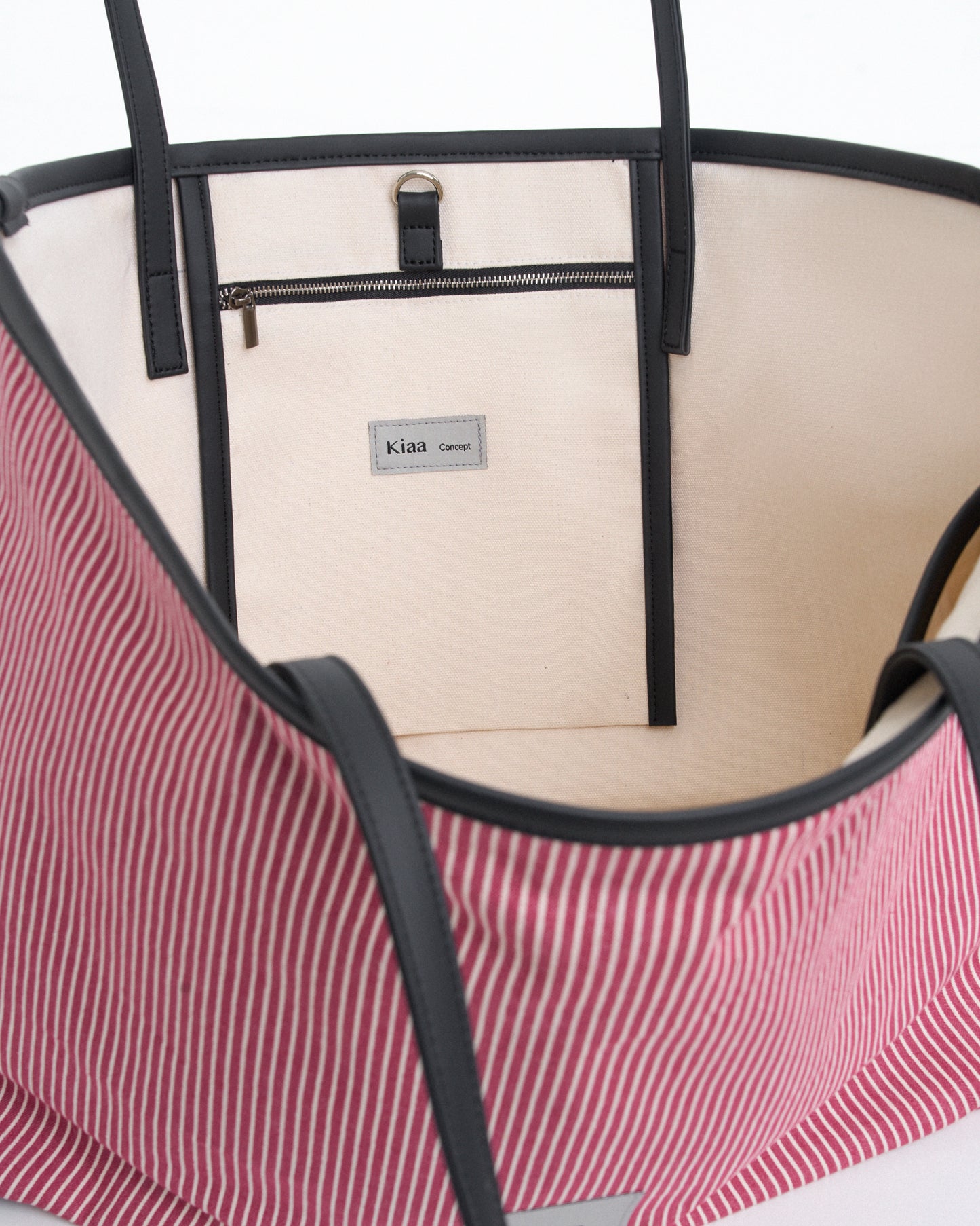 Làn | Small Red Striped