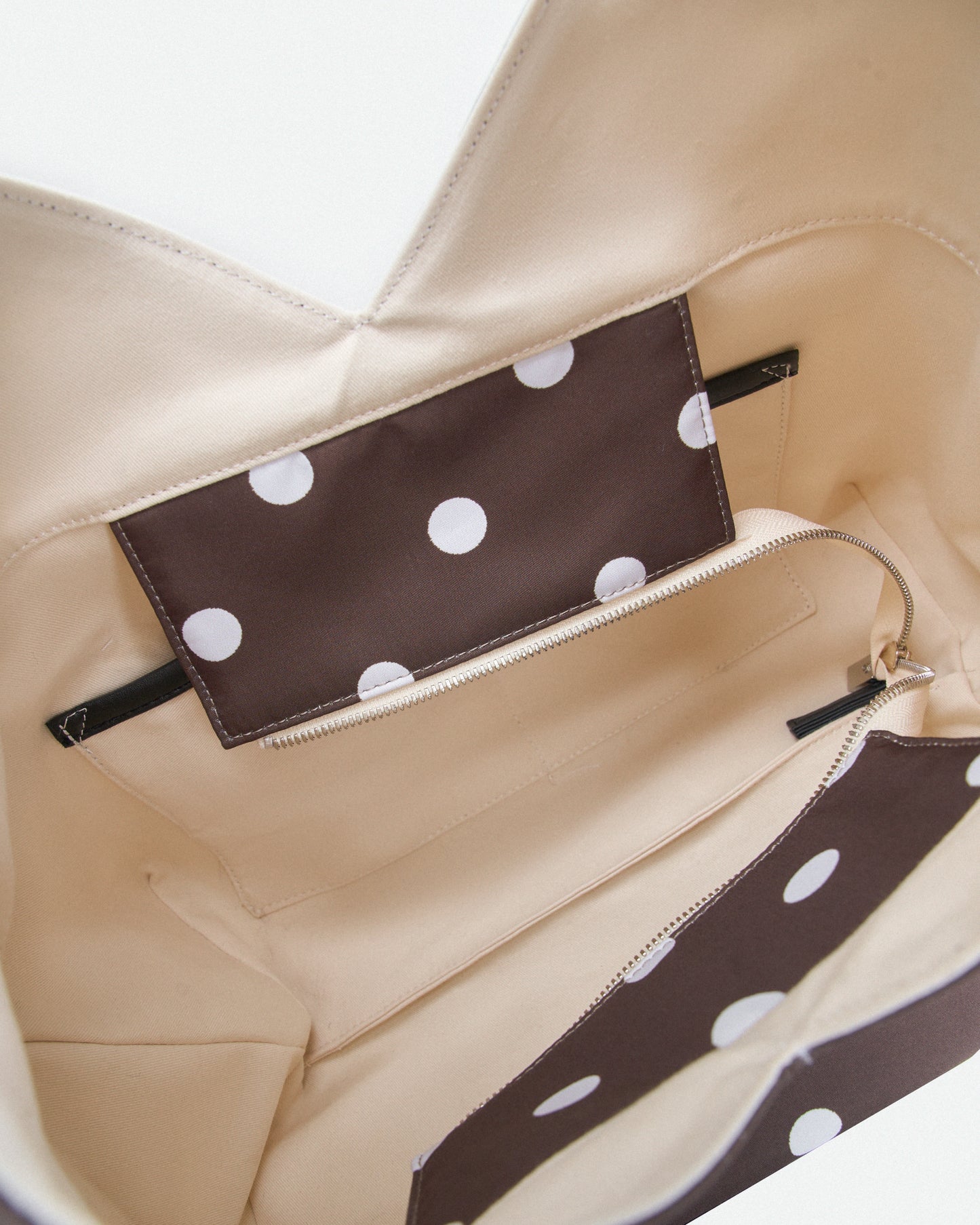 Lam Kiaa | Polka Dot Brown