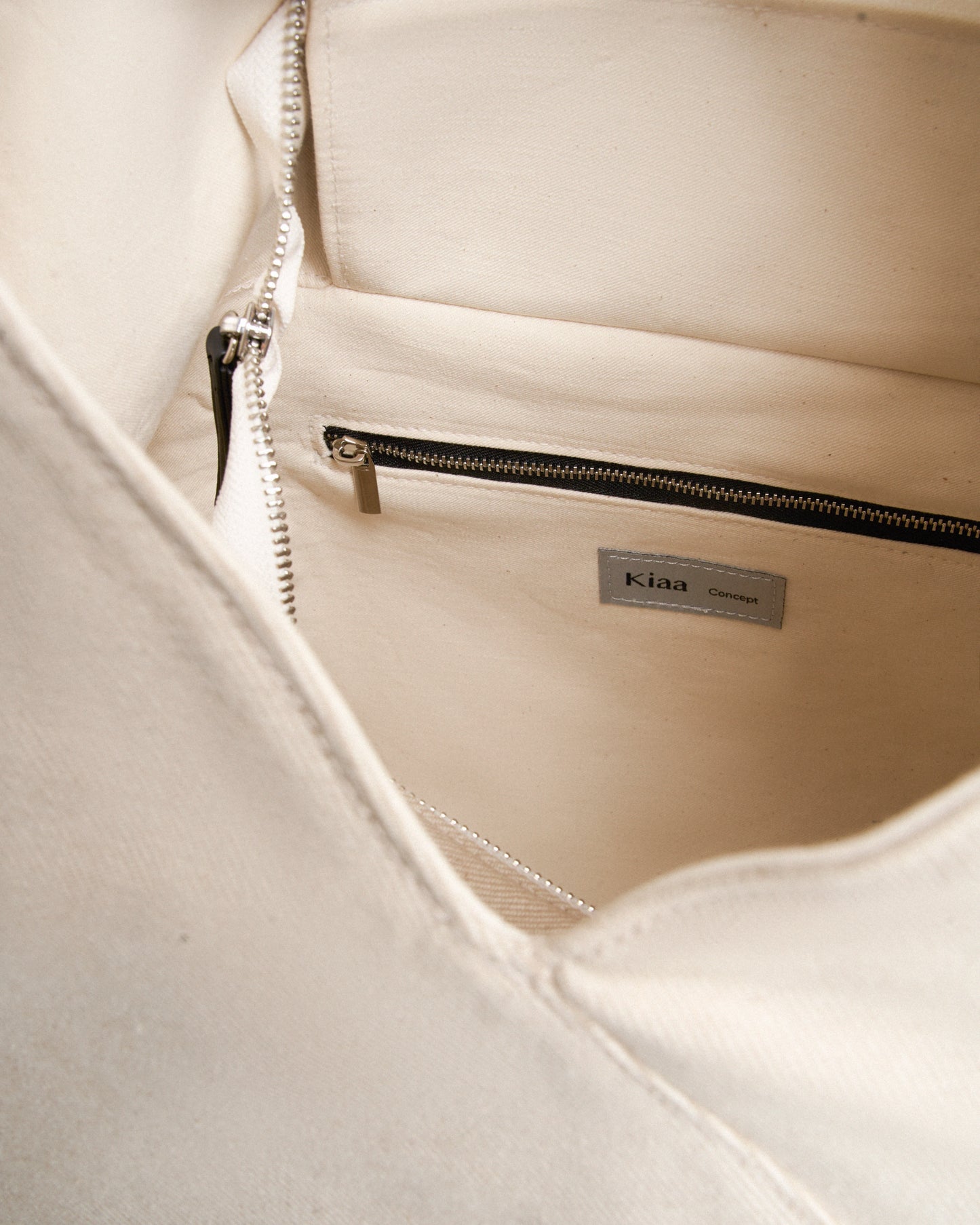 Lam Kiaa | Cream