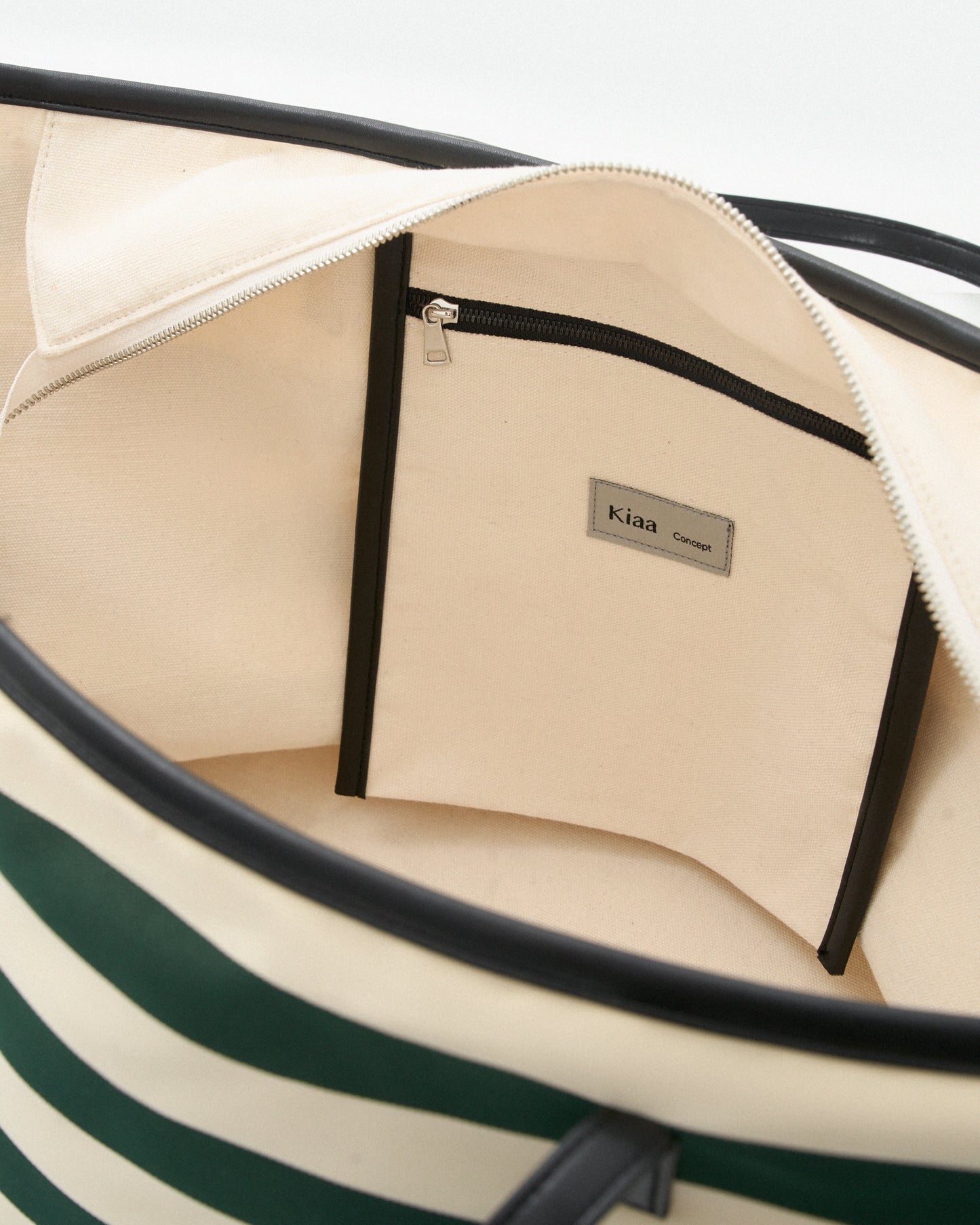 Làn | Green Striped