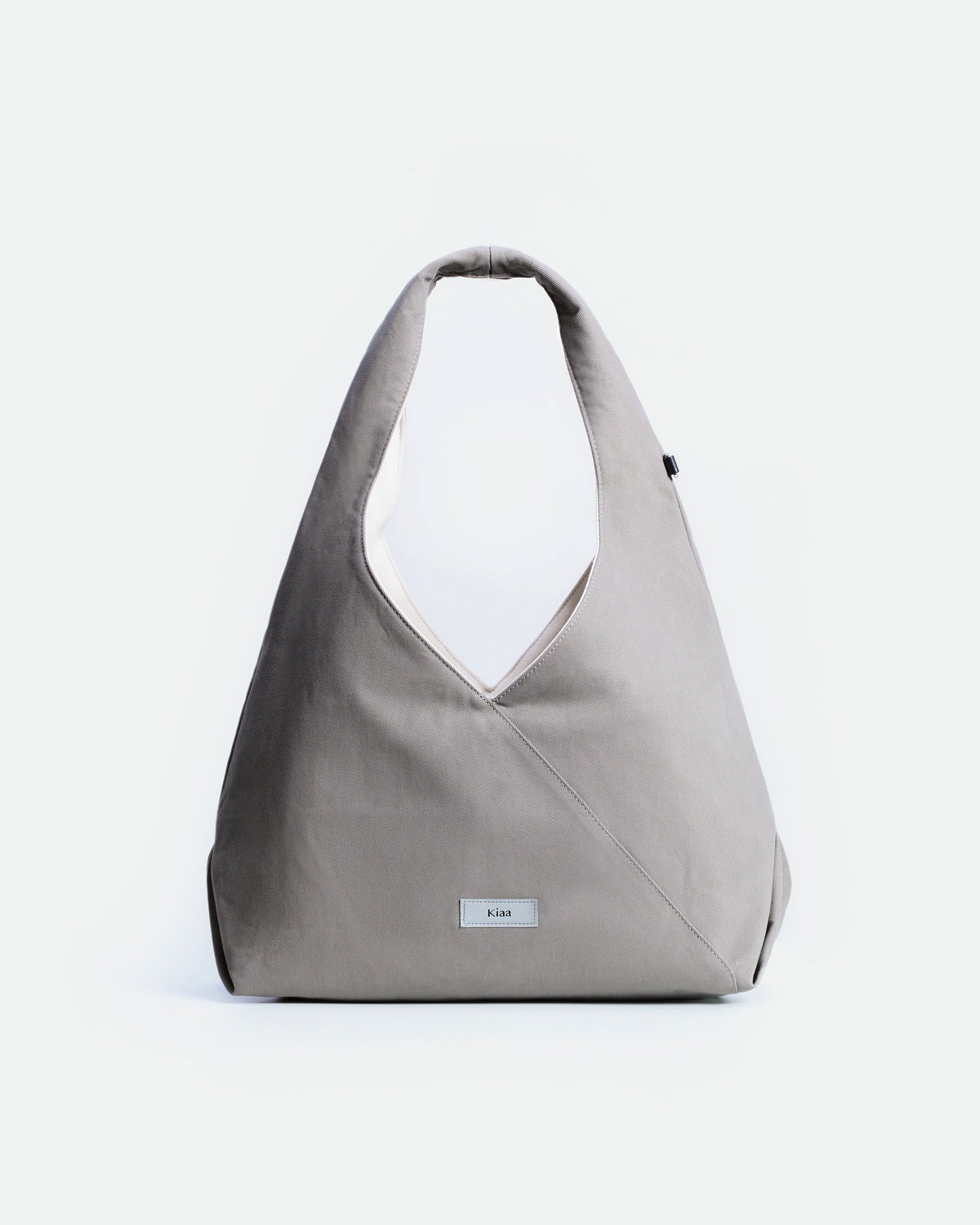 Lam Kiaa | Dusty Gray