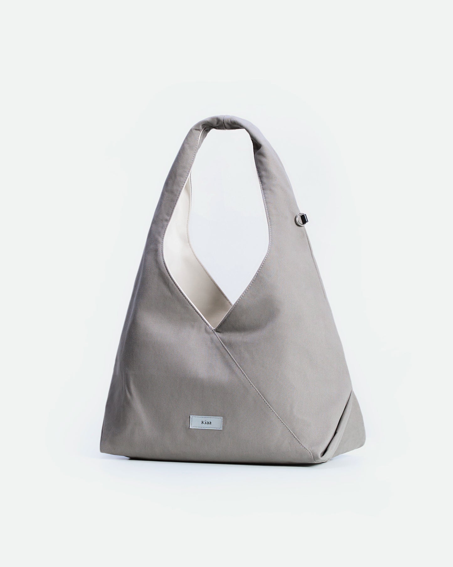 Lam Kiaa | Dusty Gray